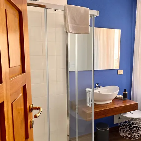 Carrales Guest house *
