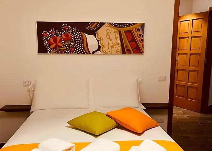 招待所 Carrales 努奥罗