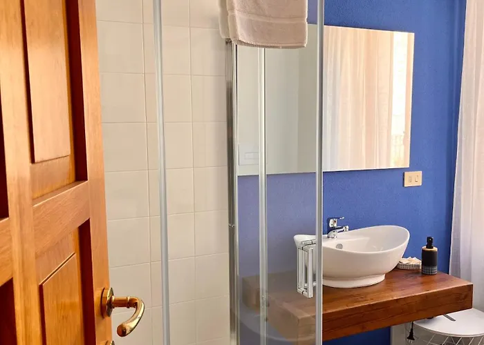 Carrales 招待所 3*